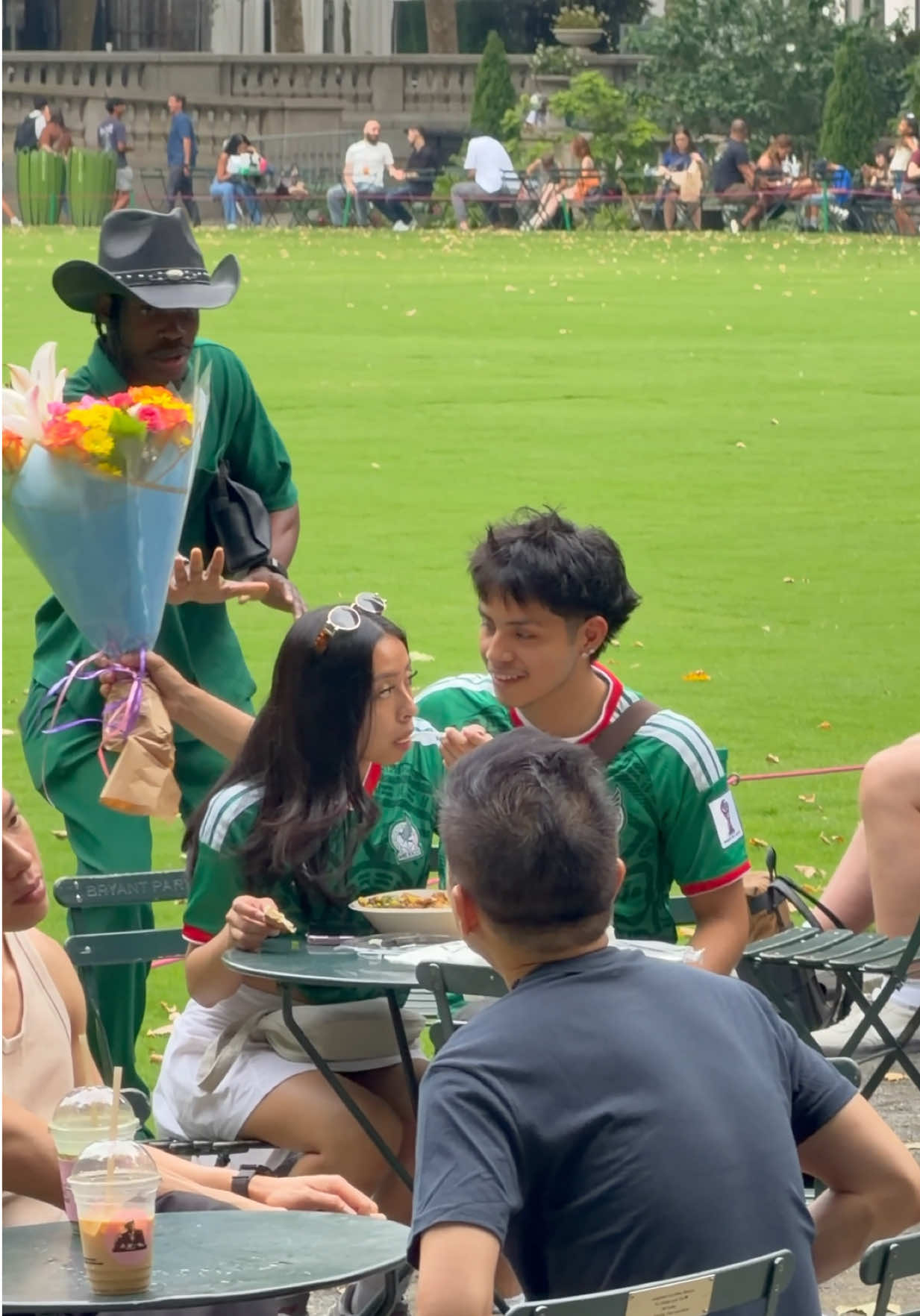 @Roshaun Rose ๐น