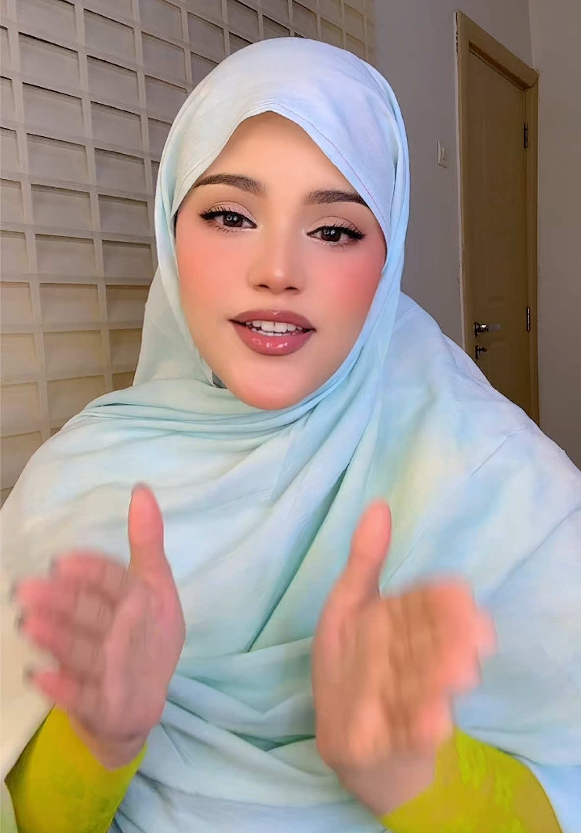 @حنين حمدي