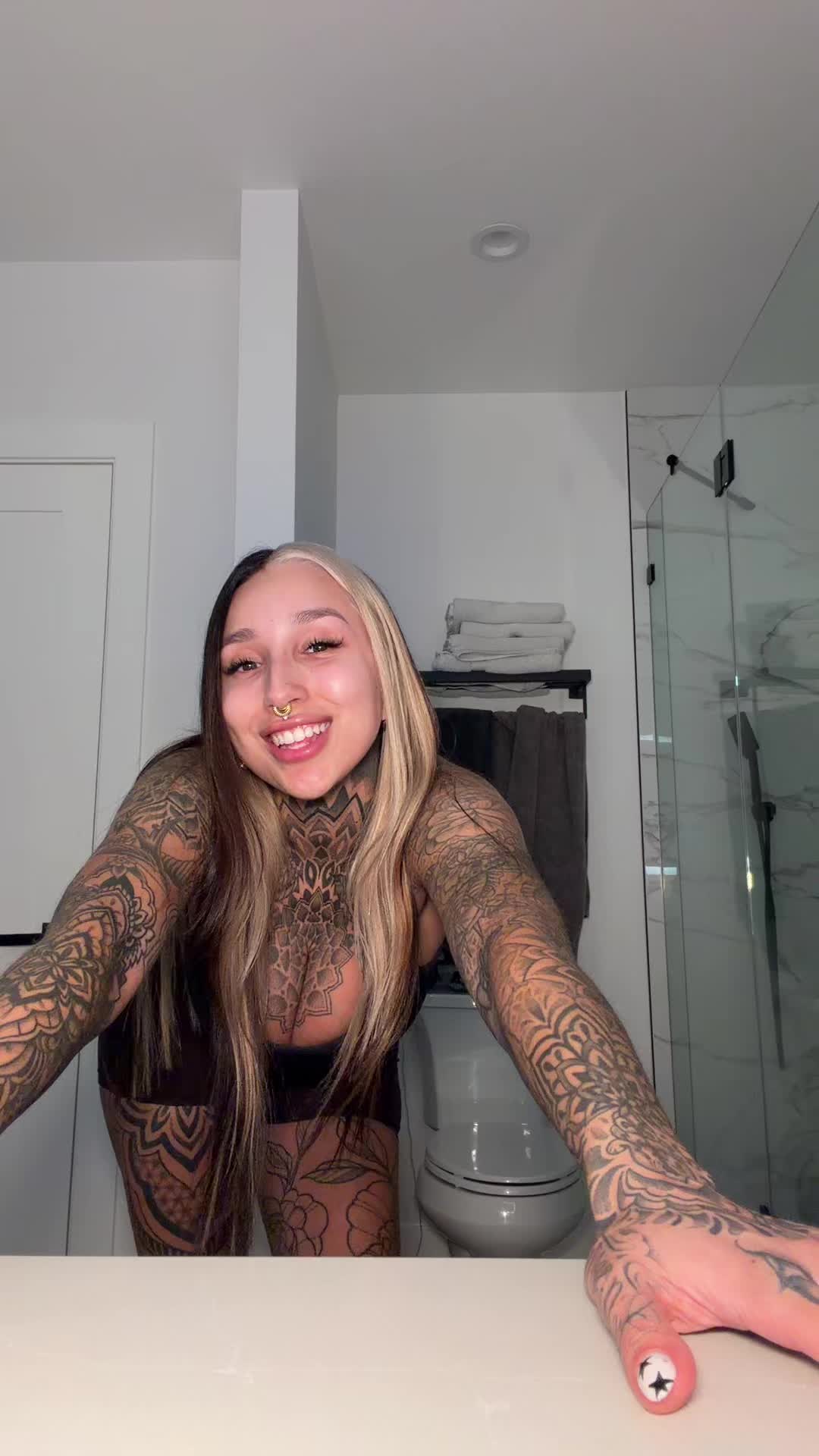 @Split_tongue_bri