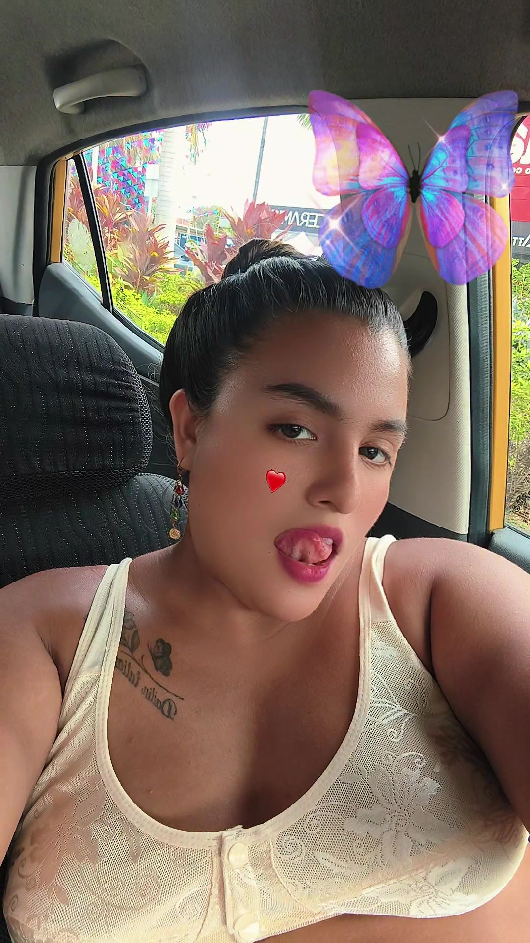 @daniela gomez