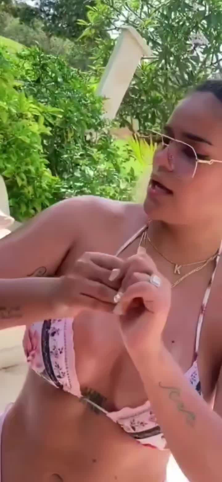 @Becky G Fan