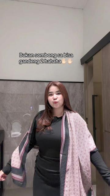@Hanya M