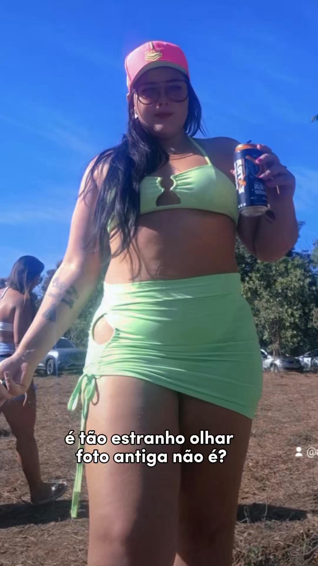 @Adeliane