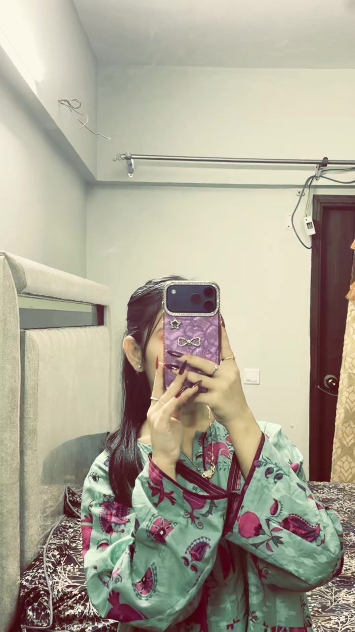 @P R E N A👑🫶♥️