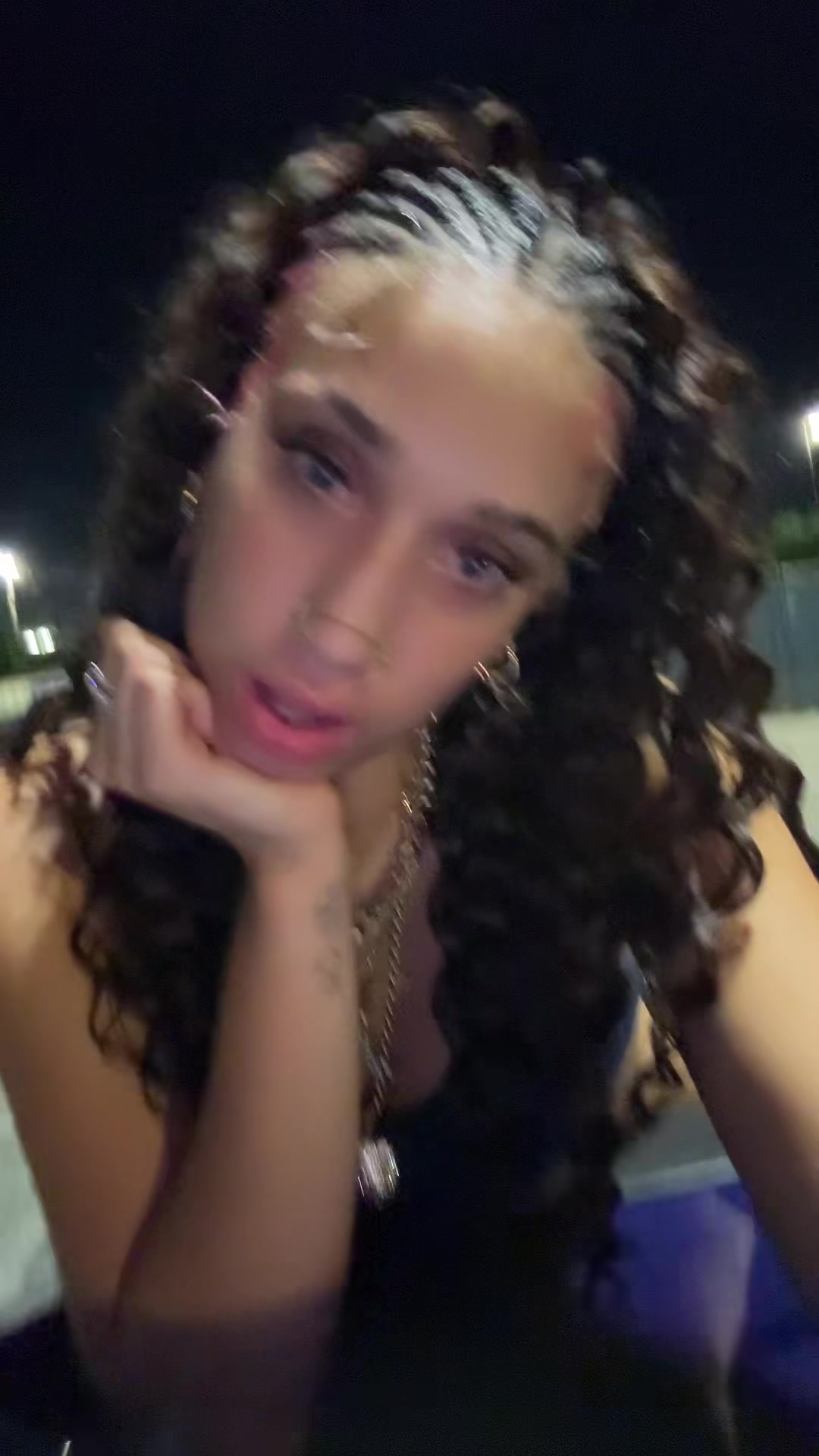 @Nichole_11_