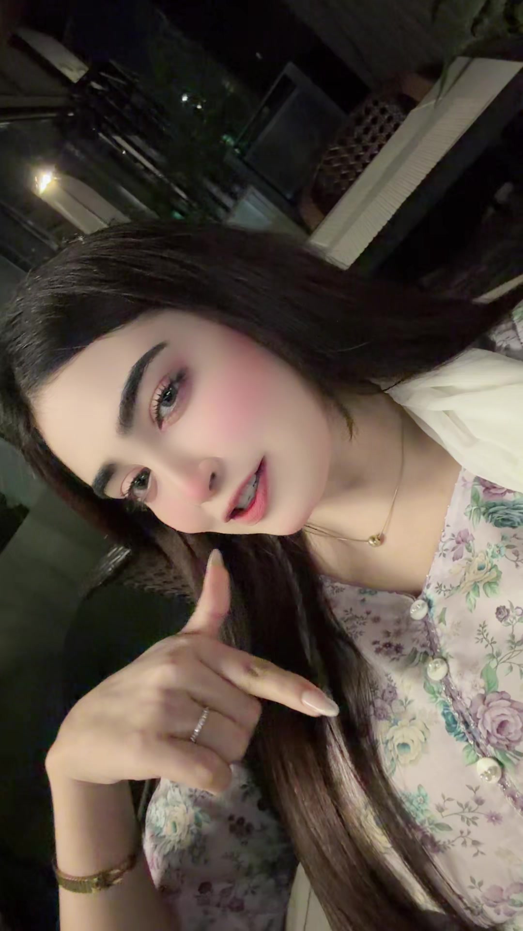 @NooR ALi 👸🏻🥀
