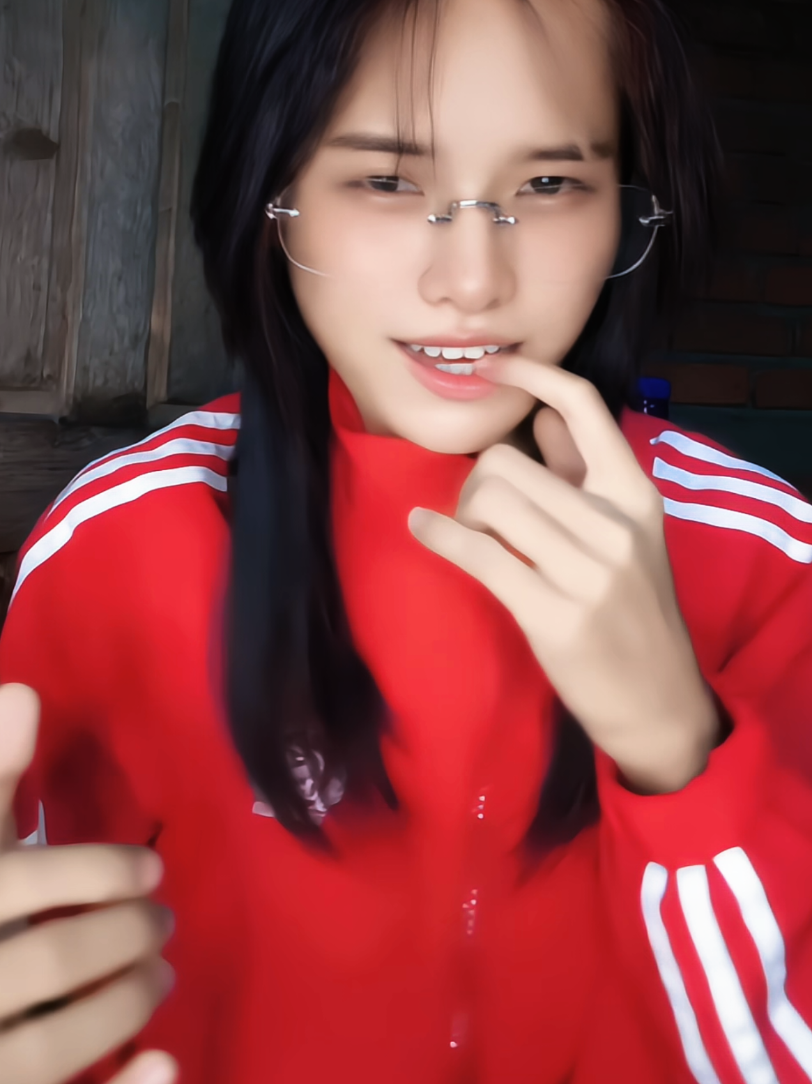 @爱&bull;|❥𝑨𝒉 𝑪𝒉𝒊𝒕ꫛ-✰ᥫ᭡🤘1.7M💥
