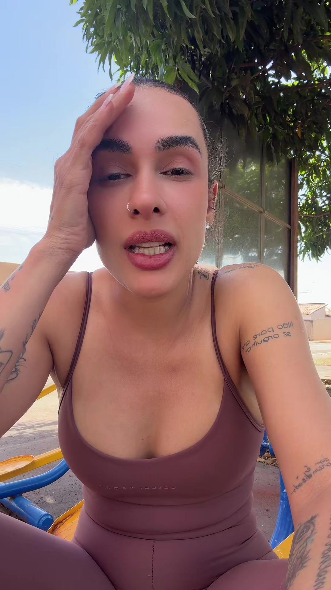 @Emíliana simini