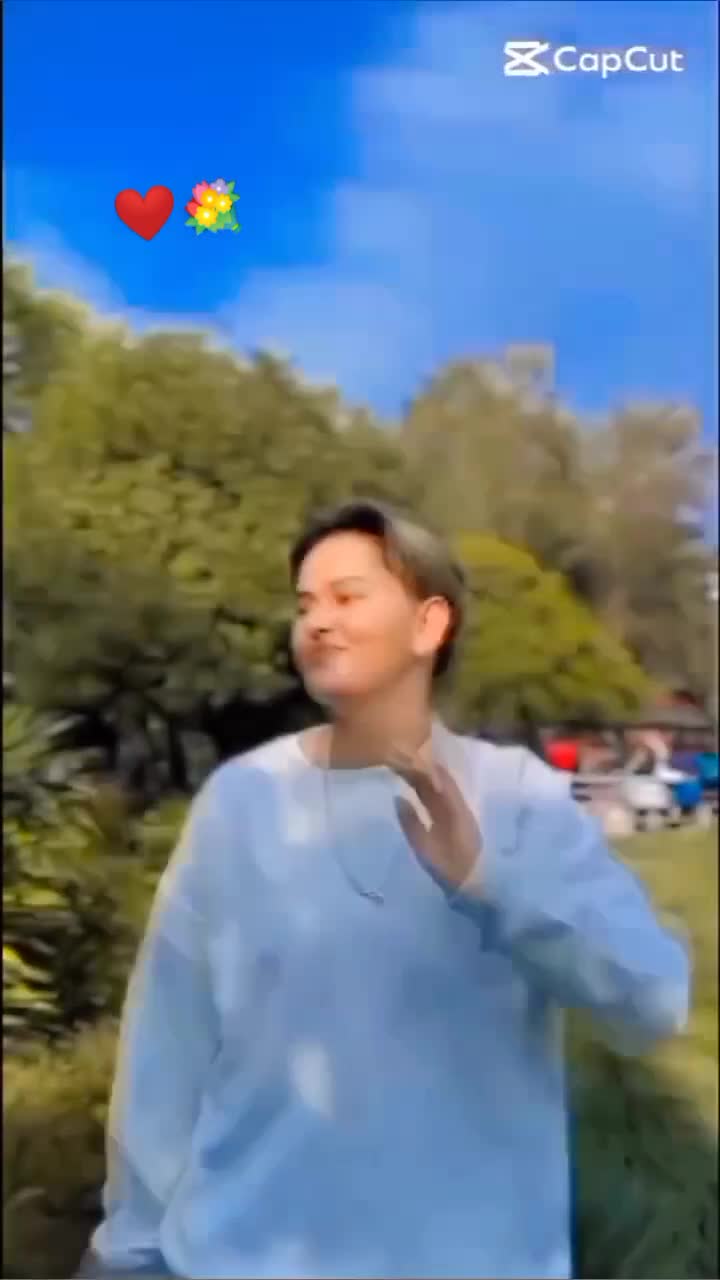 @🐼