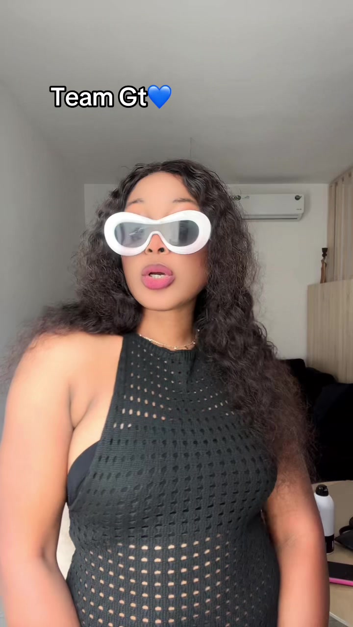 @Christelle Miller💜🇫🇷🇹🇬