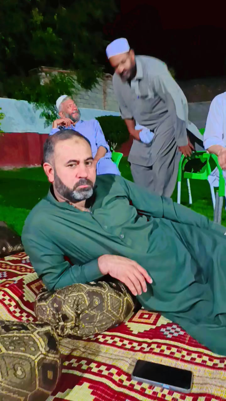 @Malik Riaz_