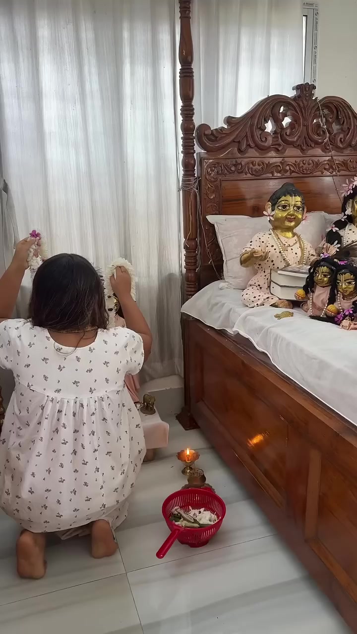 @R RIPONMAJUMDAR