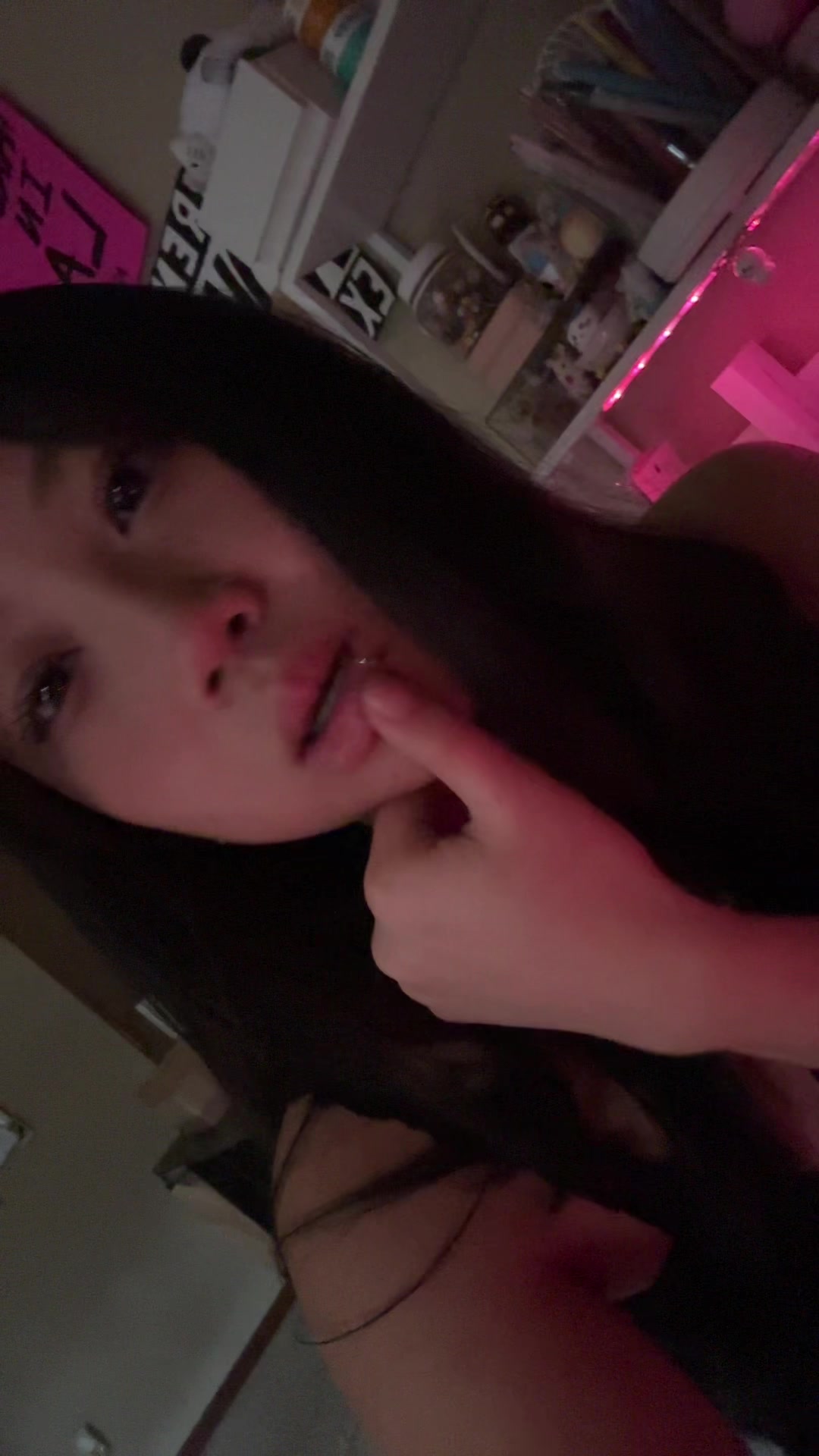 @nene
