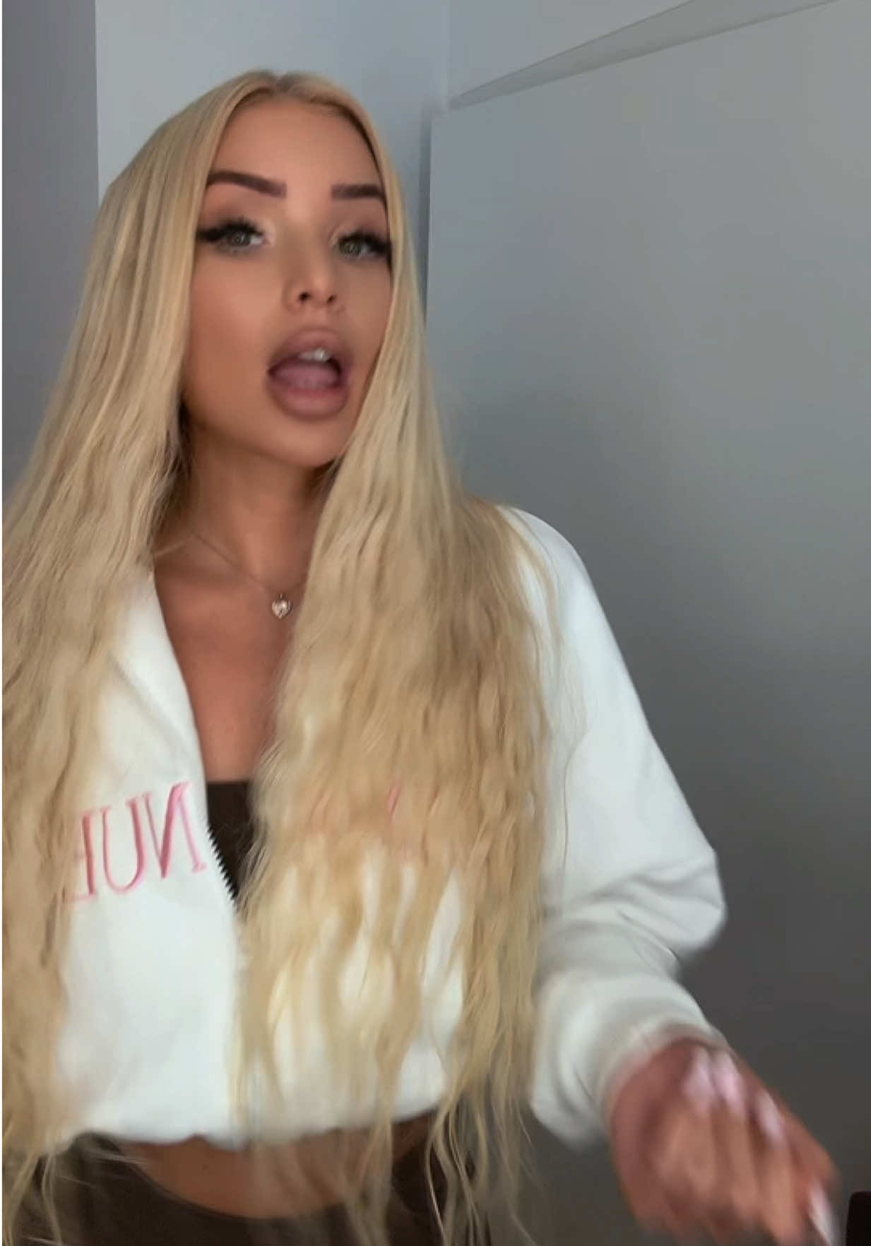 @RitaTheBlonde