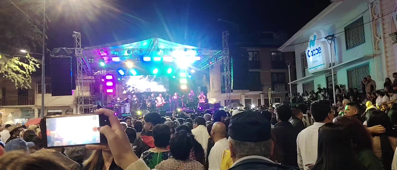 @Carlos Armijos