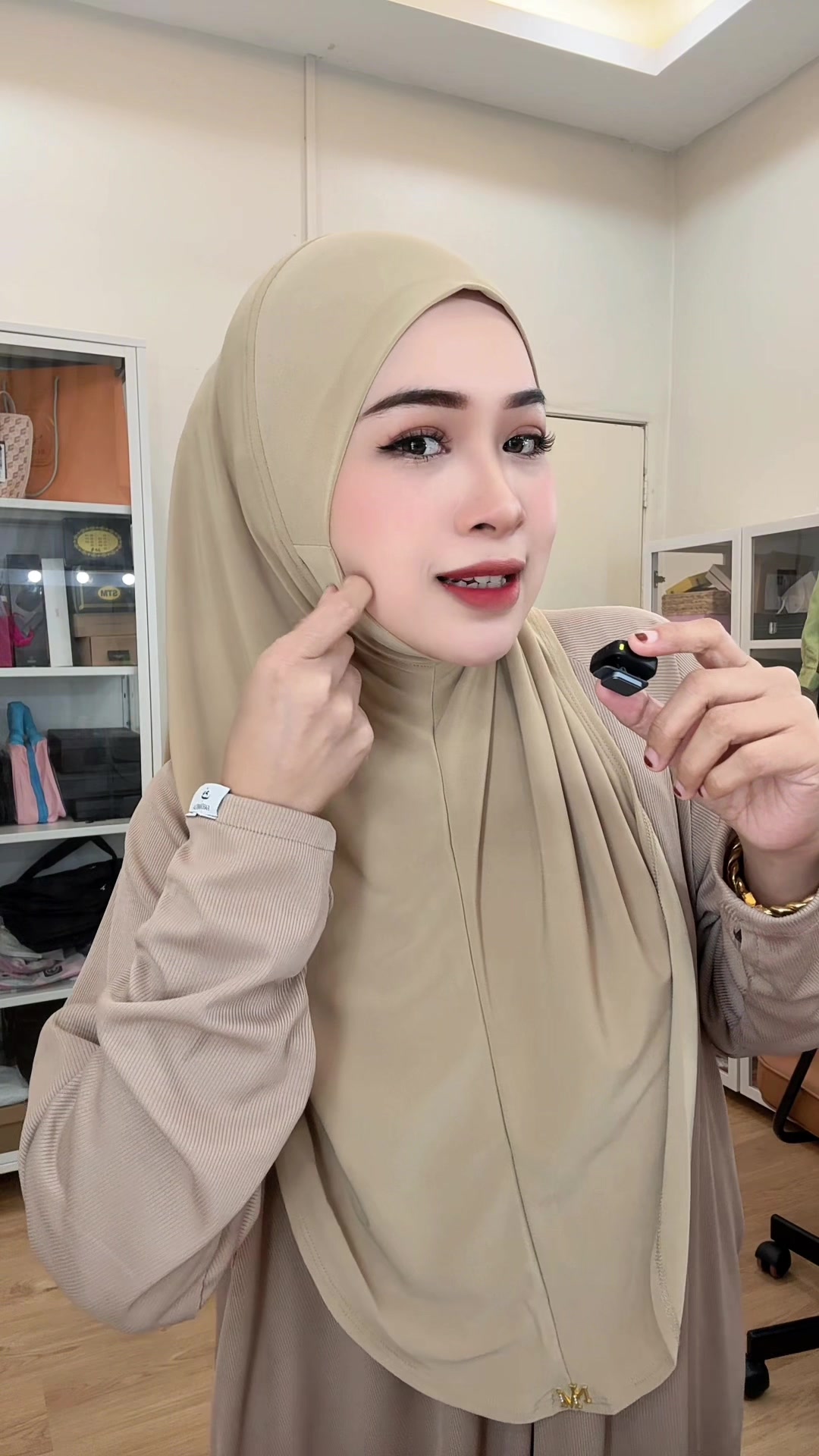 @snajiehaa
