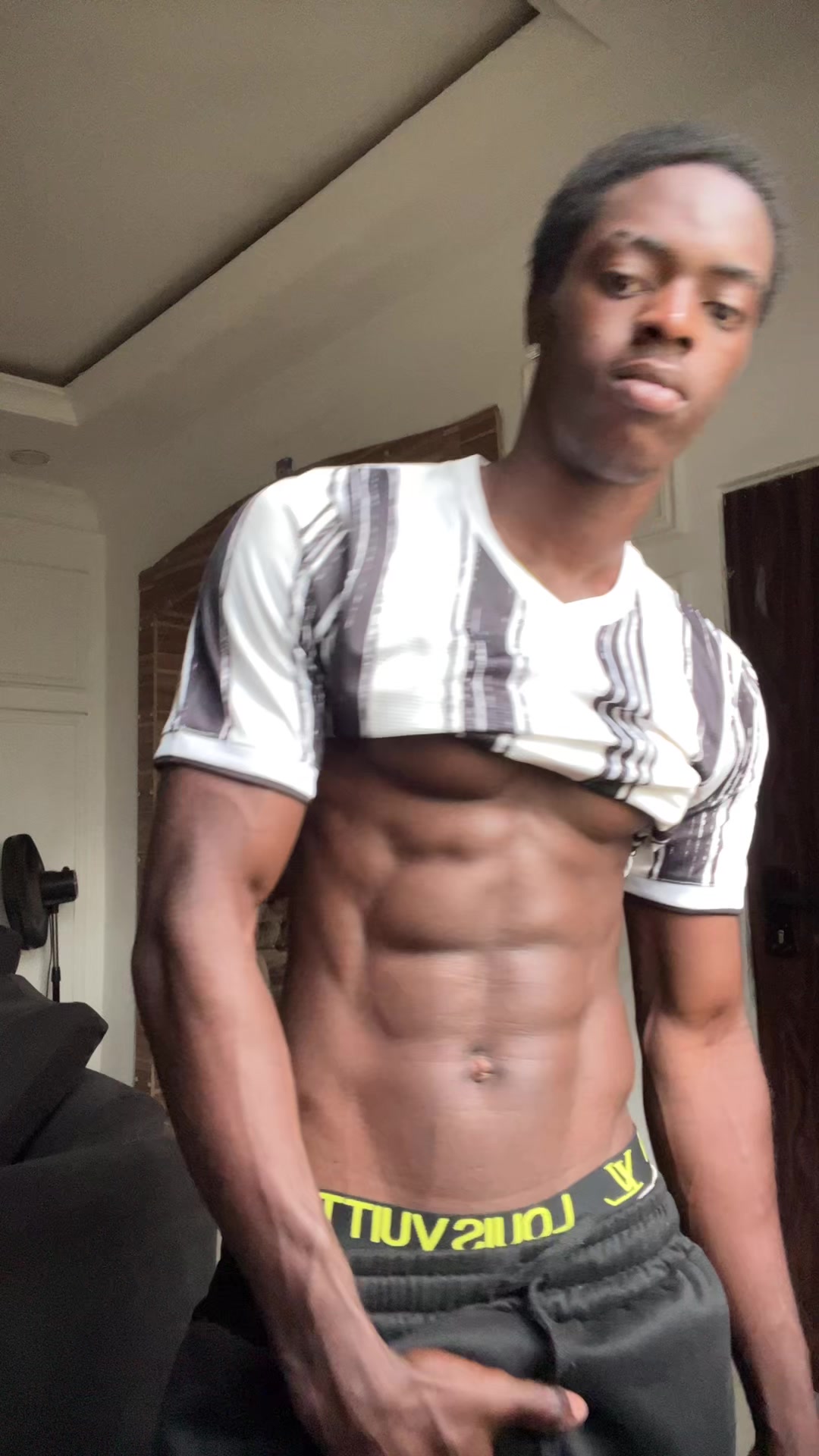 @TOSIN
