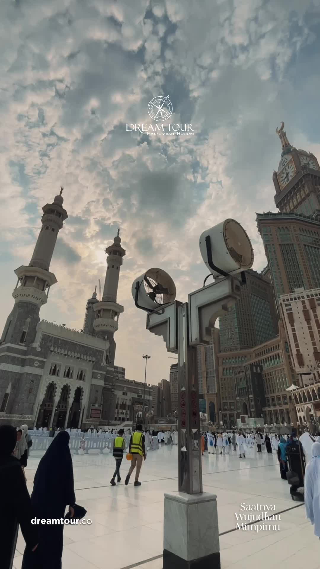 @Dream Tours & Travel