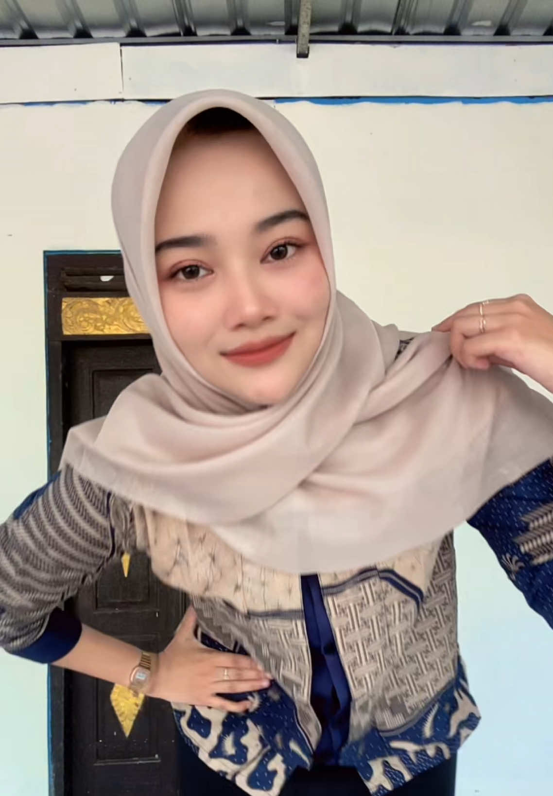 @putriii🦩