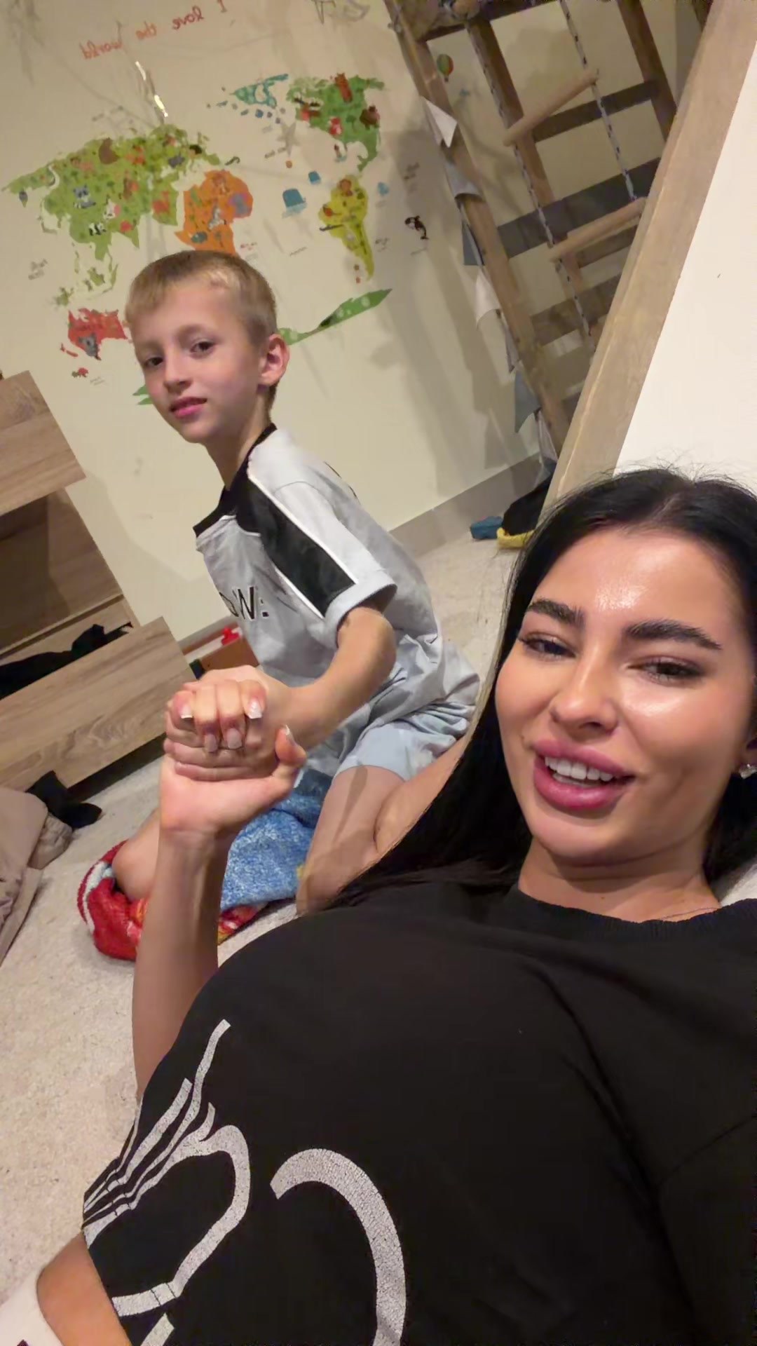 @Katee_v_