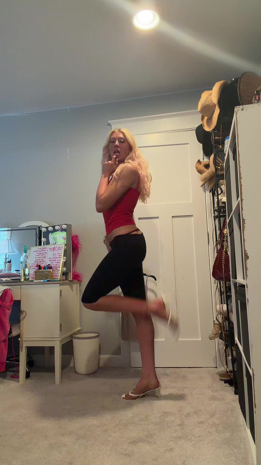 @Liv