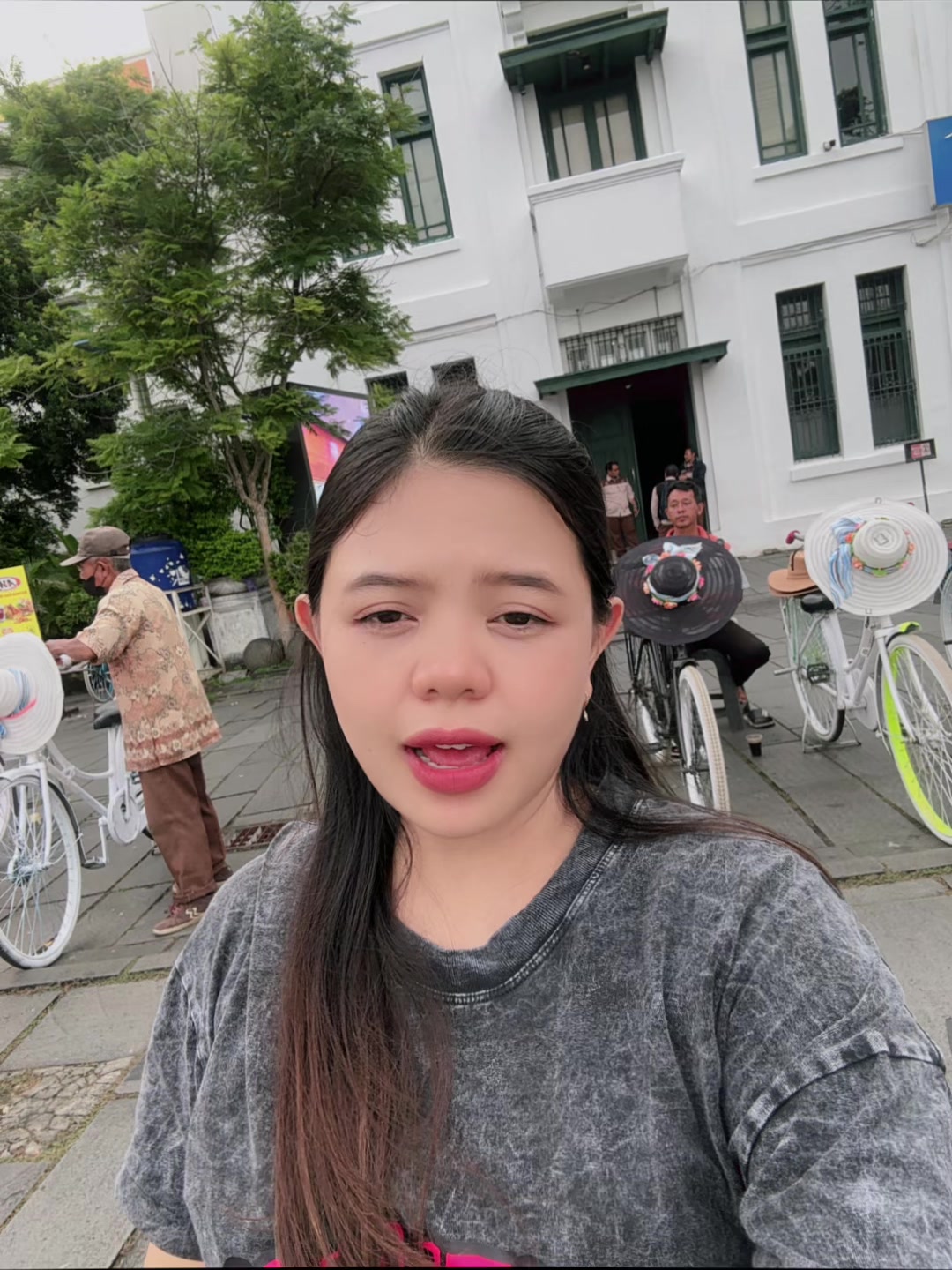 @Ayy๐ค๐ฃ