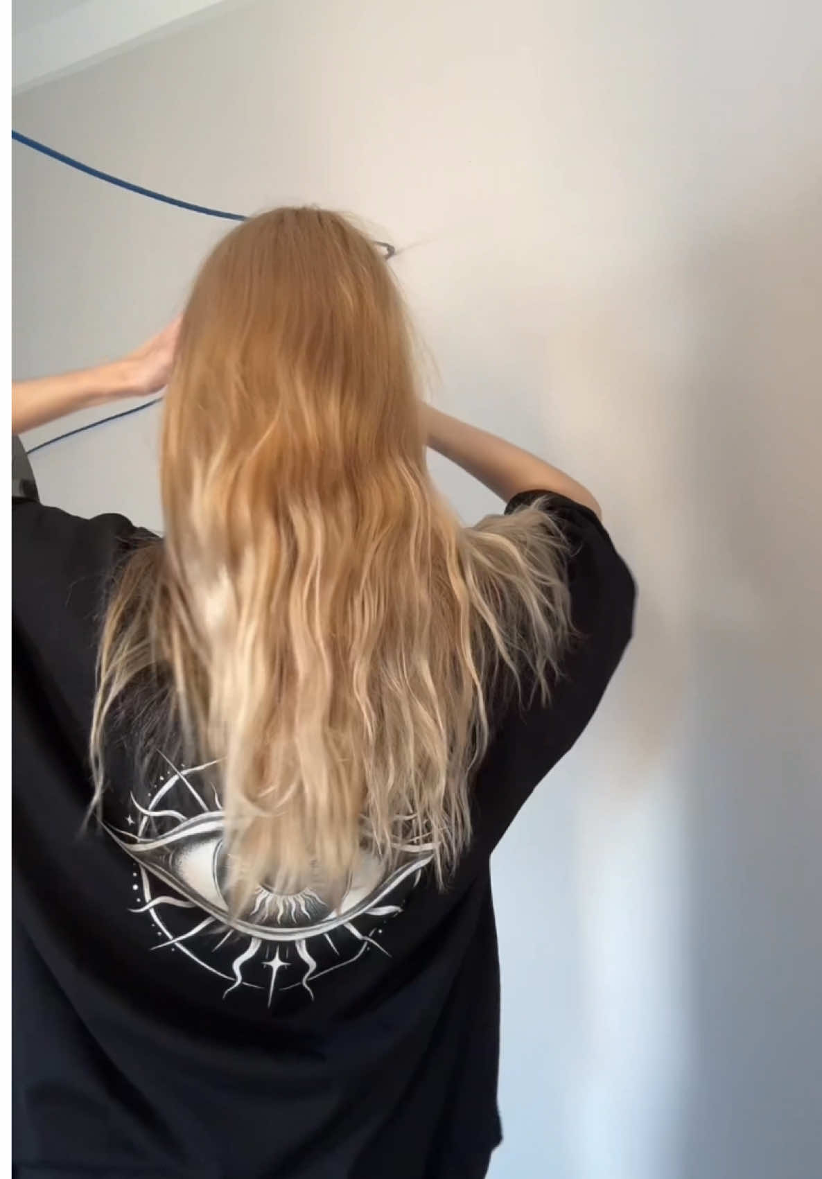 @phoebeee