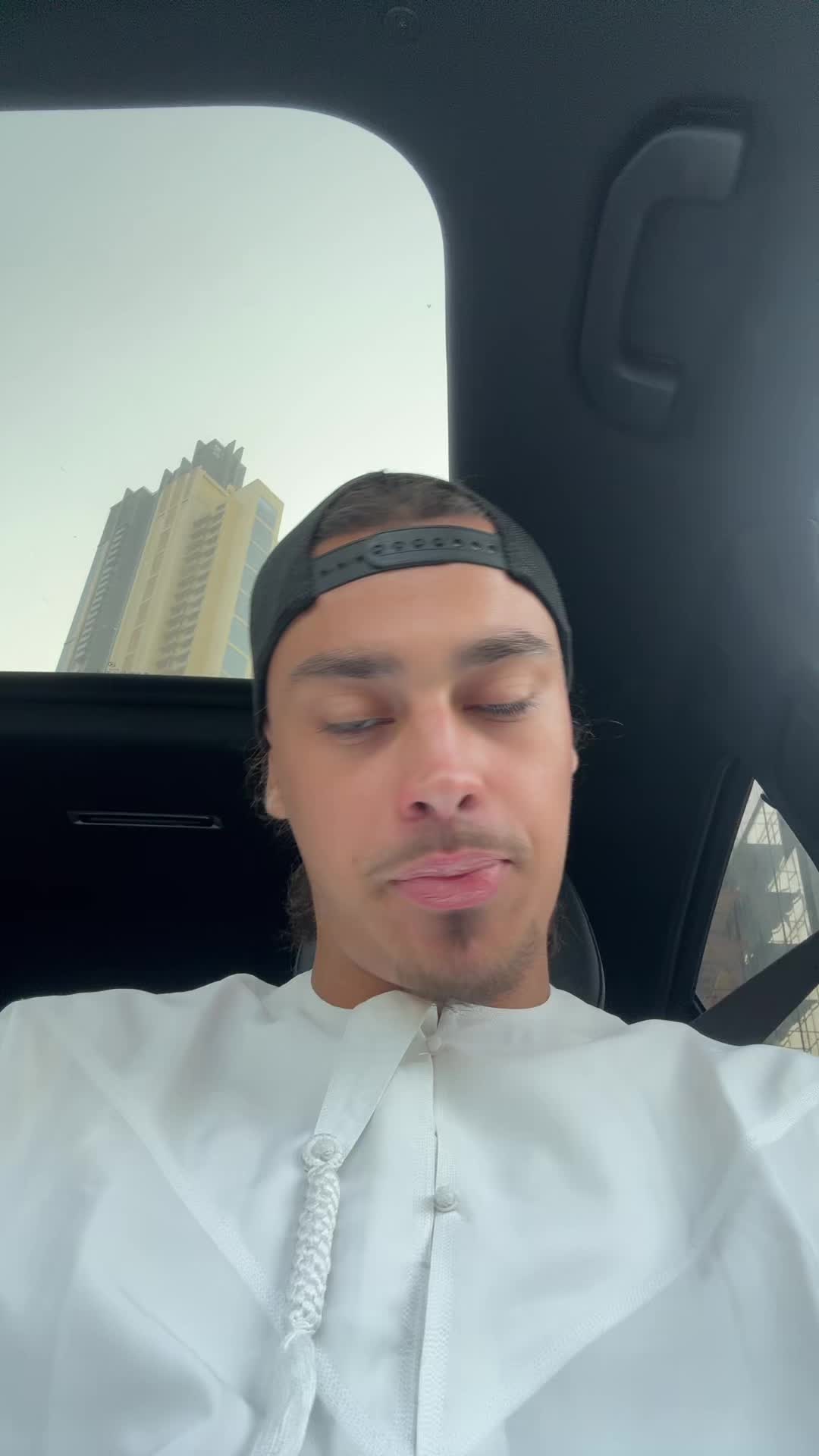 @7