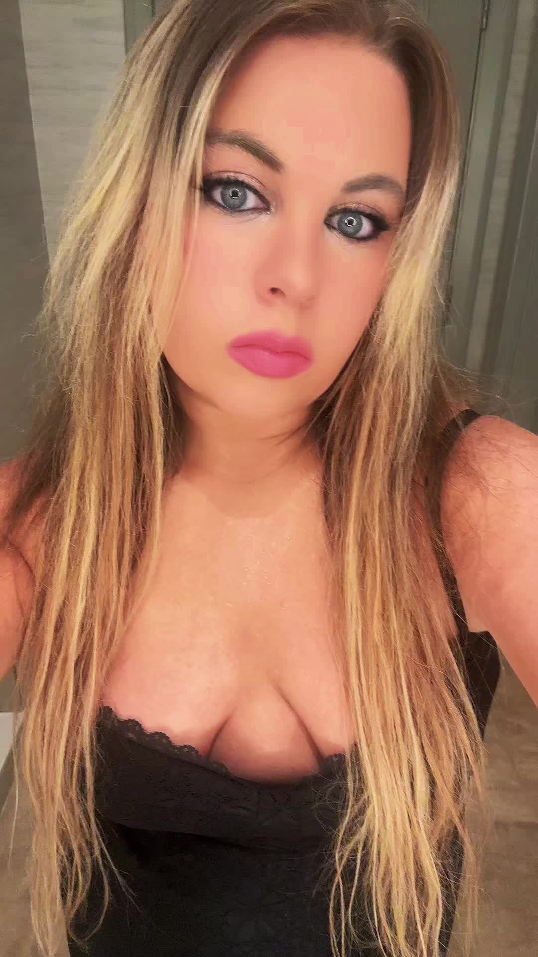 @courtandkins