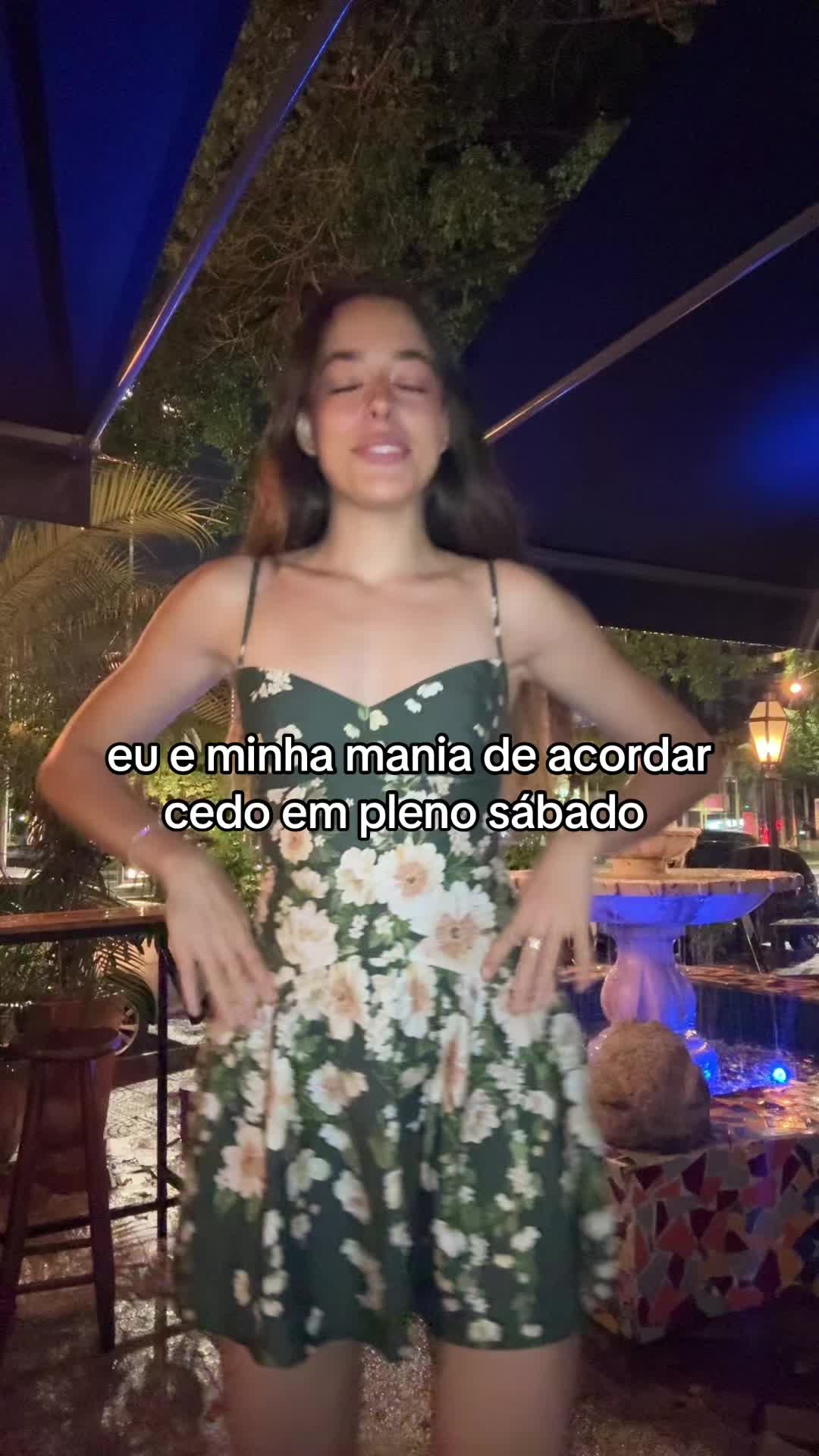 @Julia Andrade