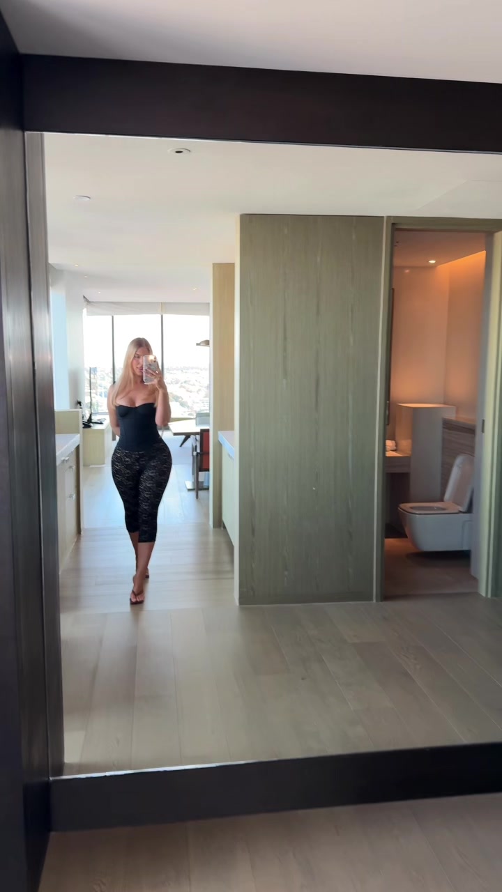 @kylieb___