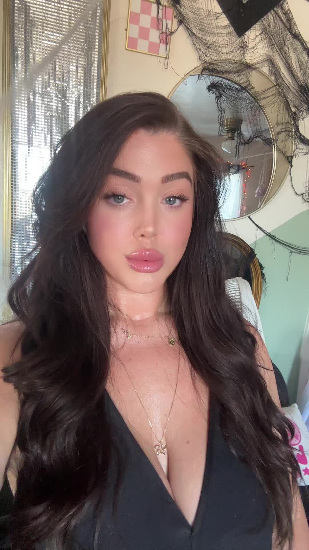 @brookeebell_