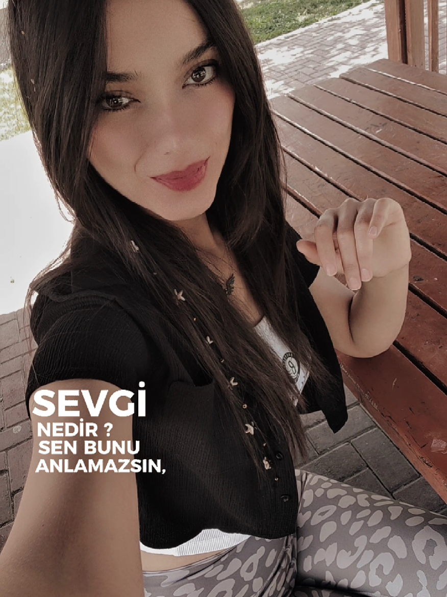 @Ebru Özdemir