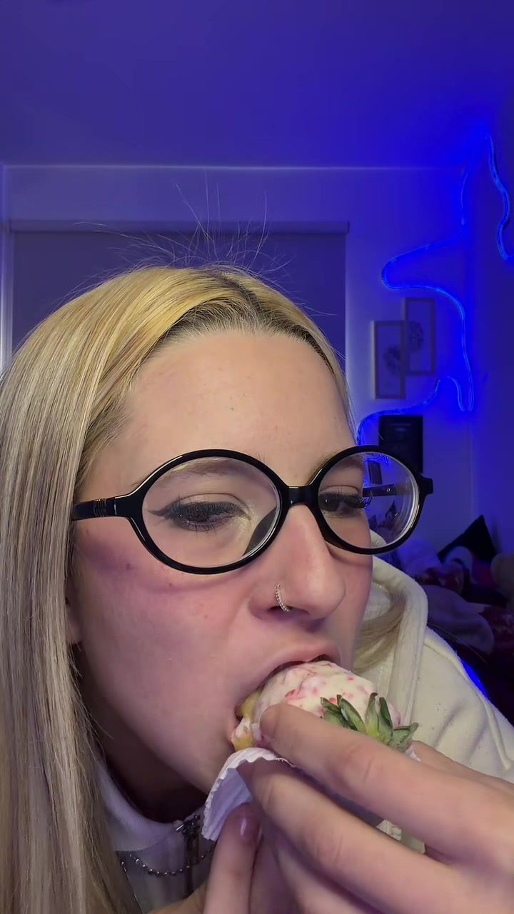 @Bibi