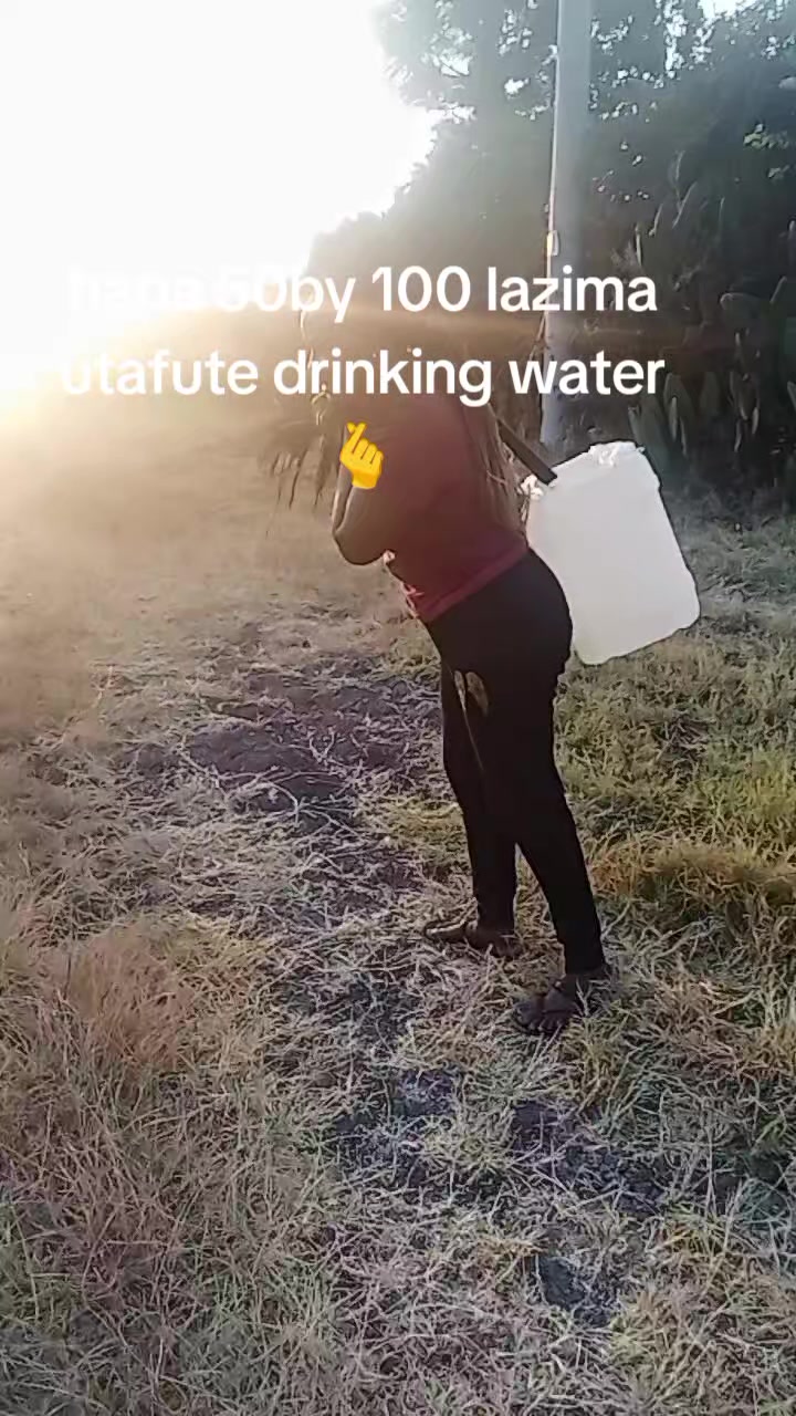 @Caroline kajiumia