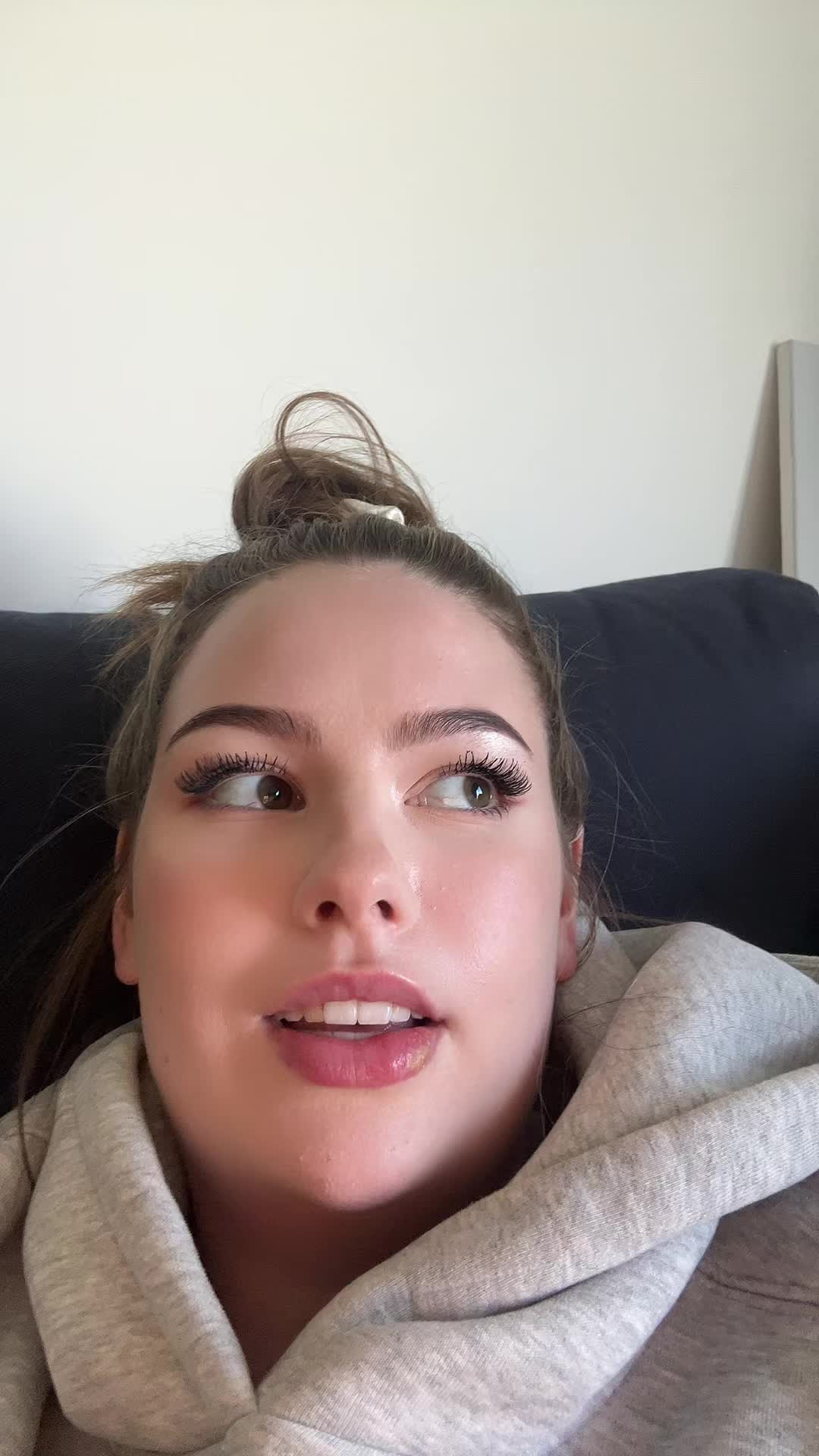 @ashleyardor