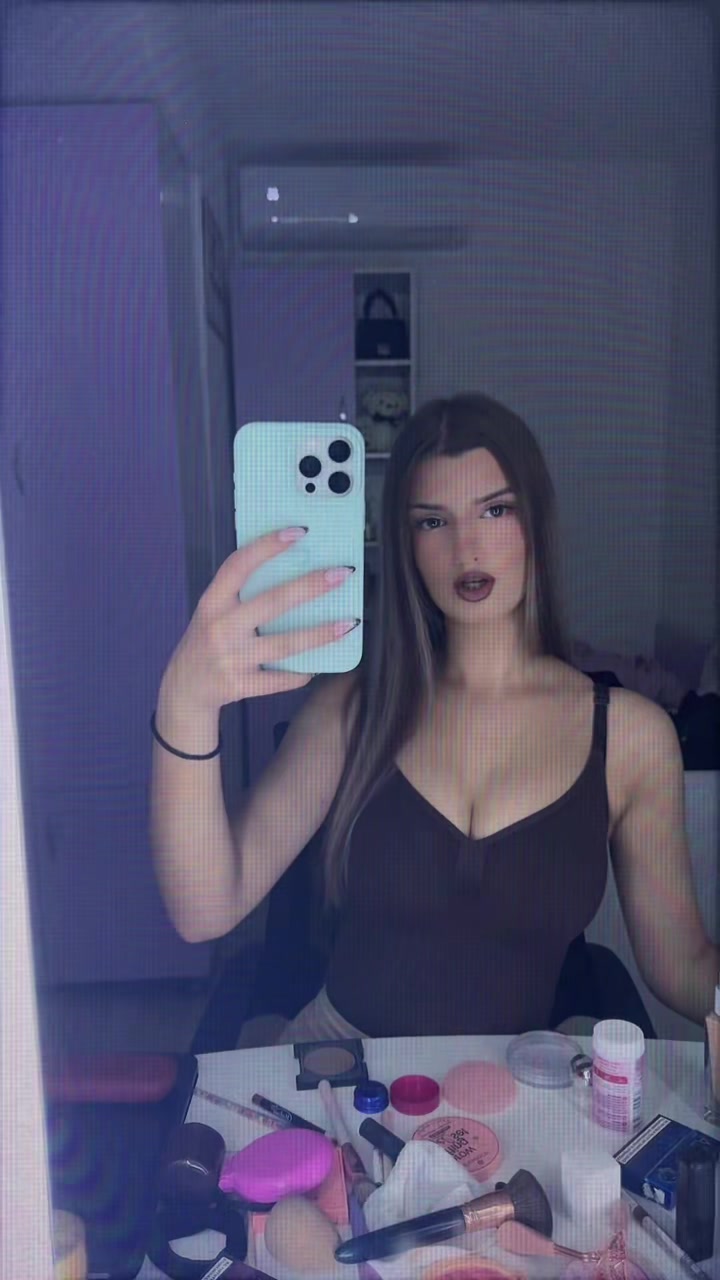 @nikolovskaaa
