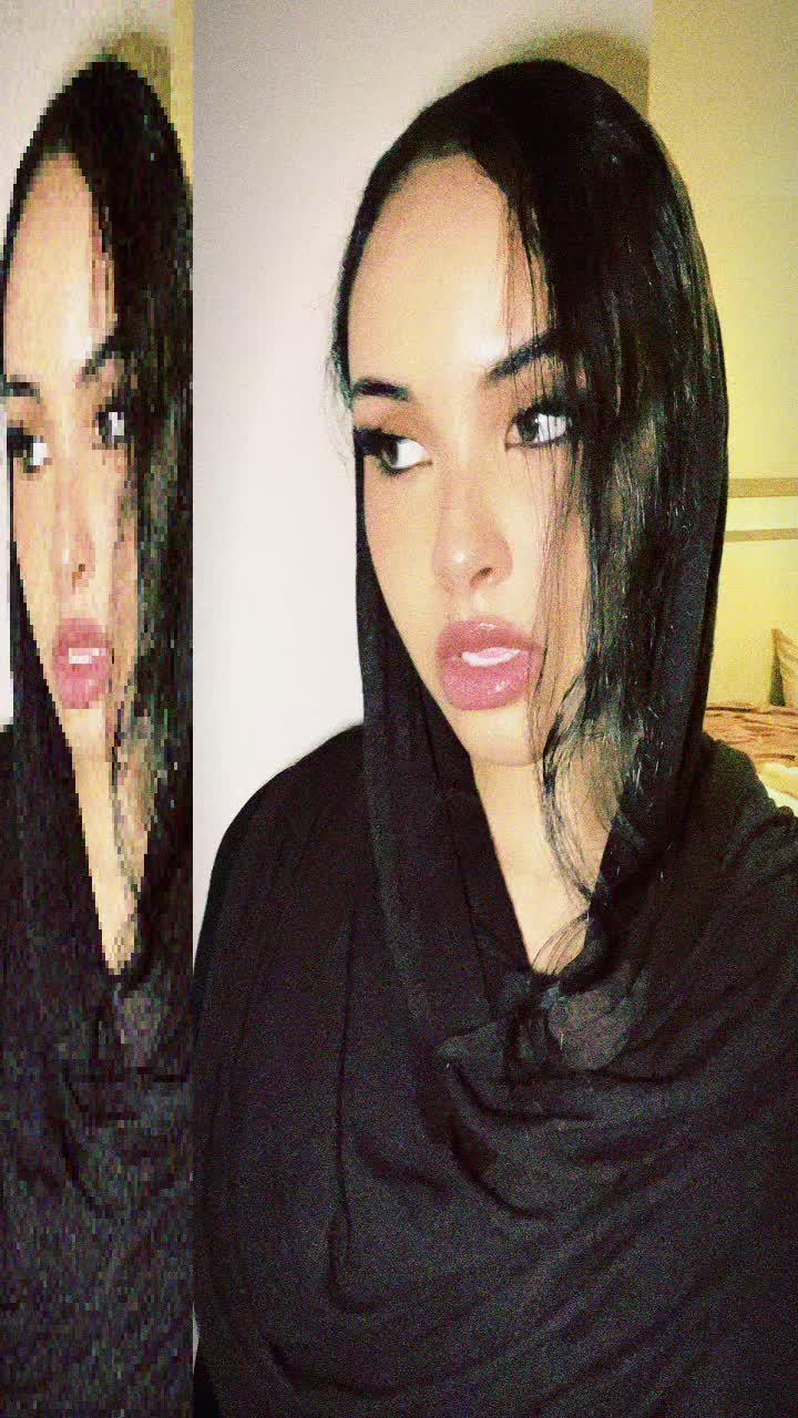 @<3