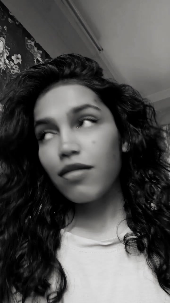 @Pooja 🖤