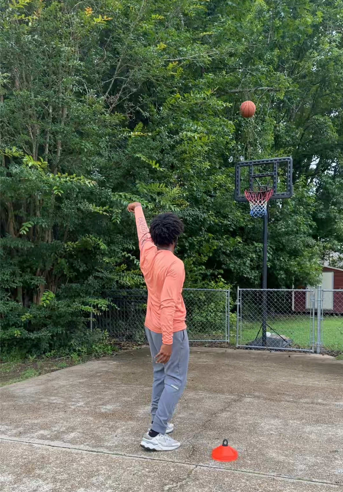 @modern.hoops