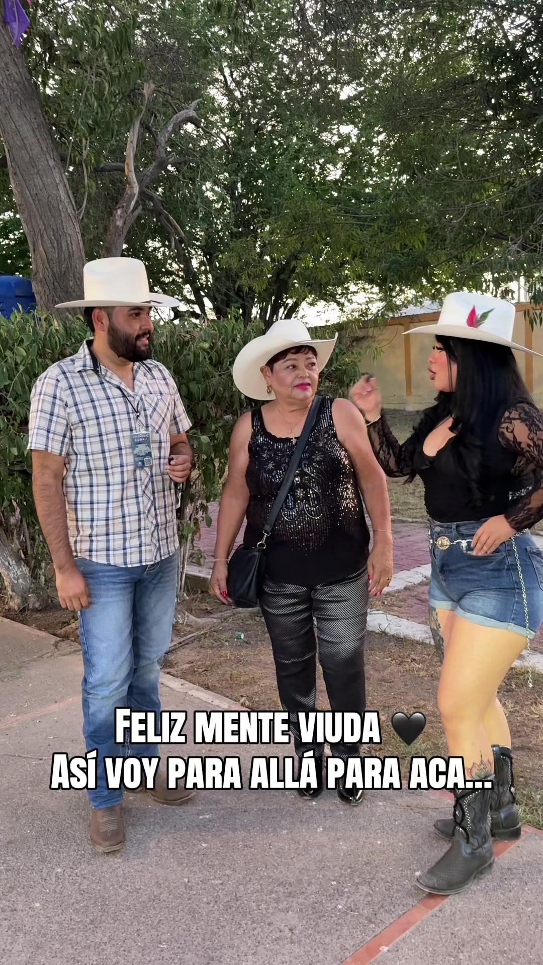 @ElVakeroC 𐚁