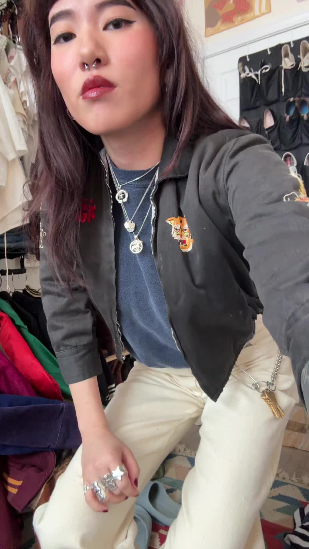 @lily