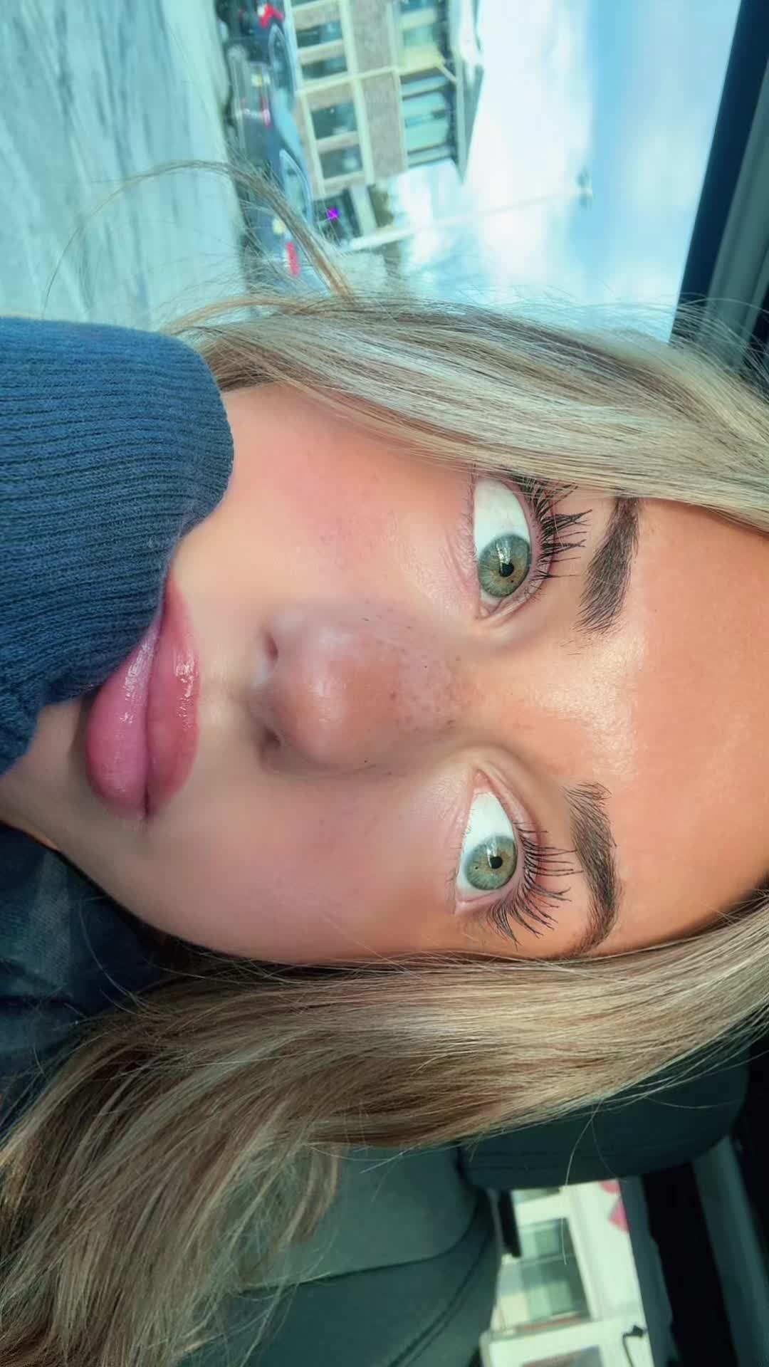 @arianapettoni