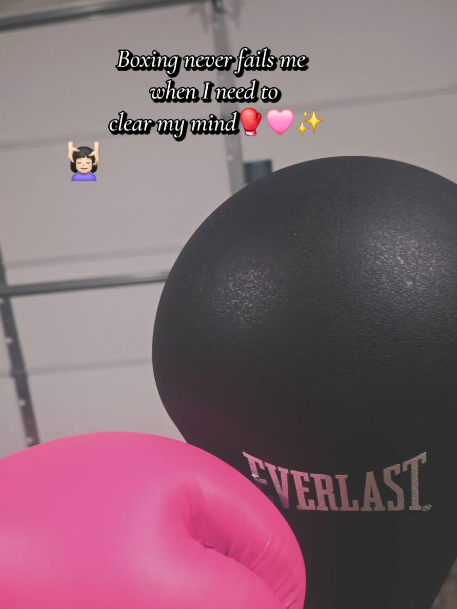 @C A R L A G. ✨️💖