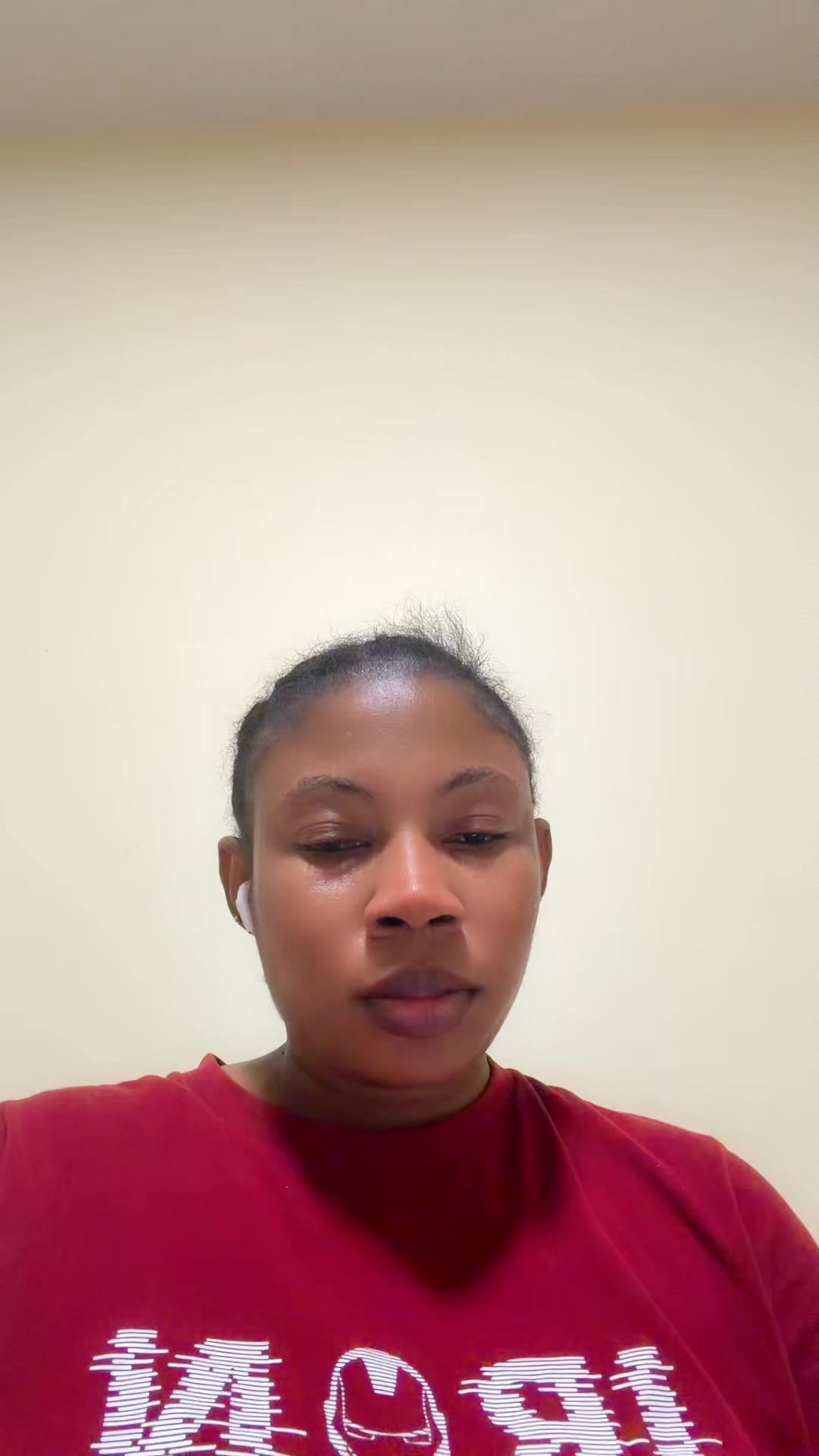 @YourstrulyEsther