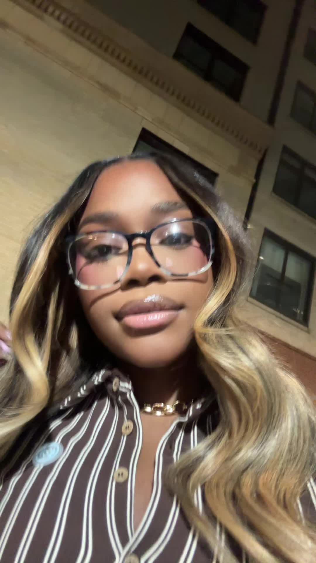 @Monique👅