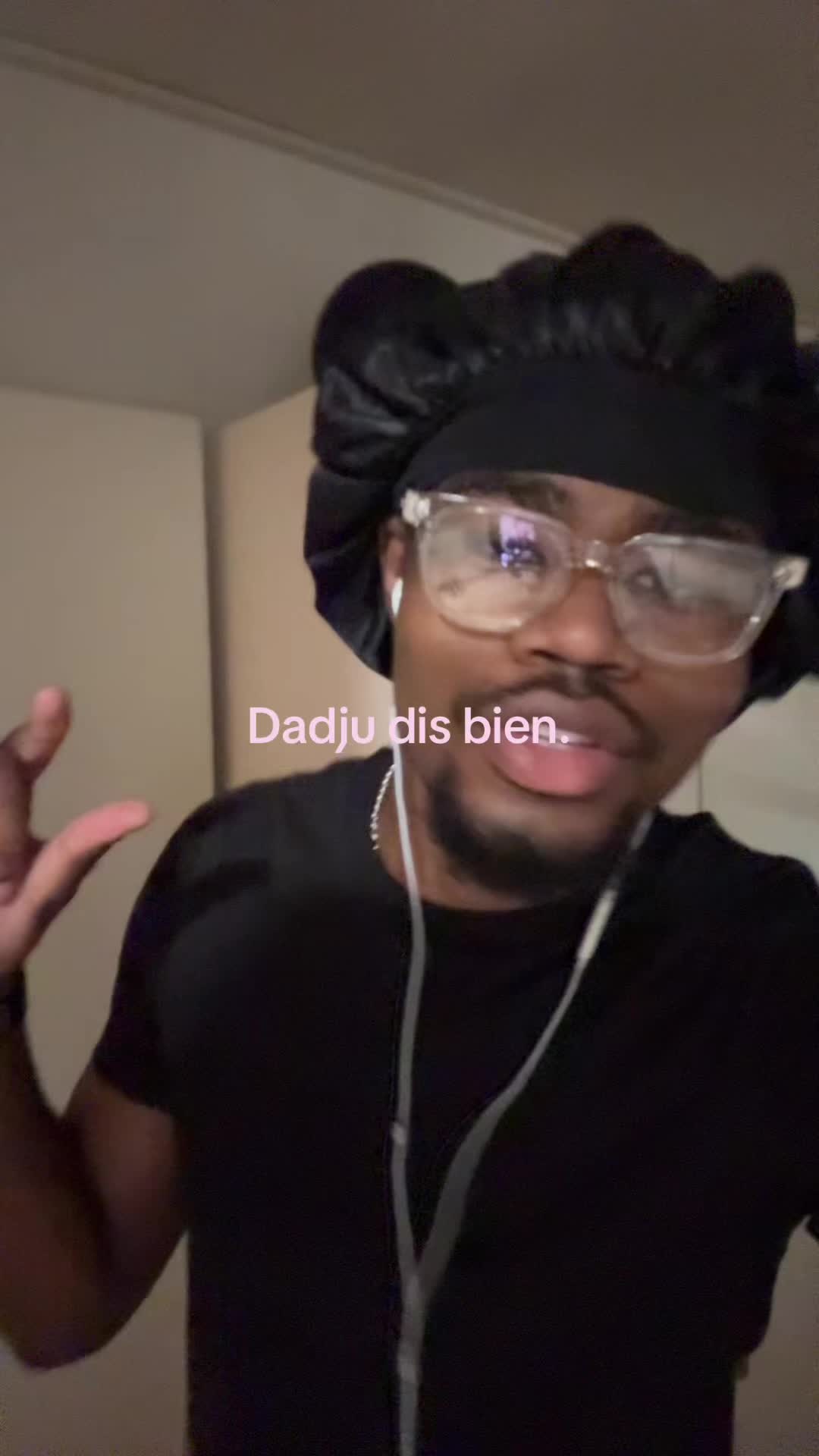 @theonethelov3R