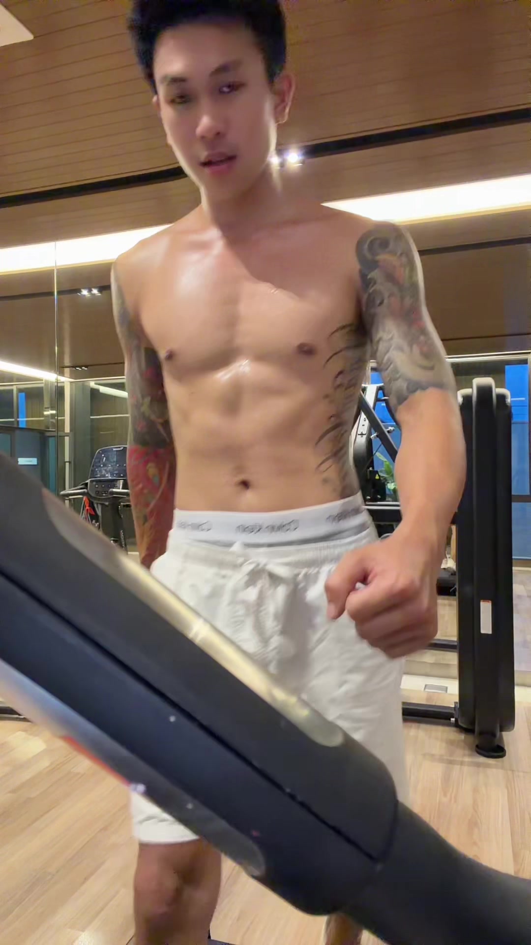 @Jo_anucha