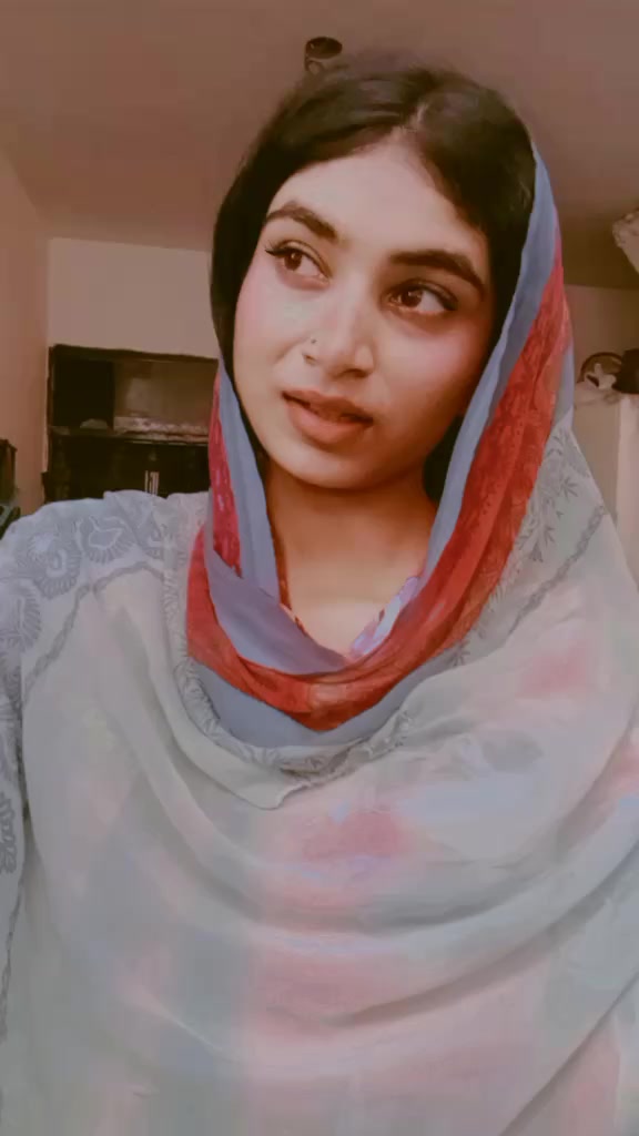 @ZARISH.AR.GILL🕊️