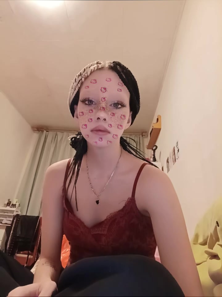 @кто я?👹